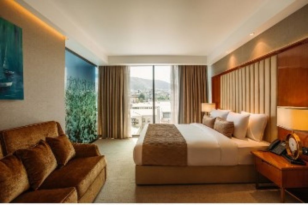 Corner Suite (Executive), Marjan Plaza 4*