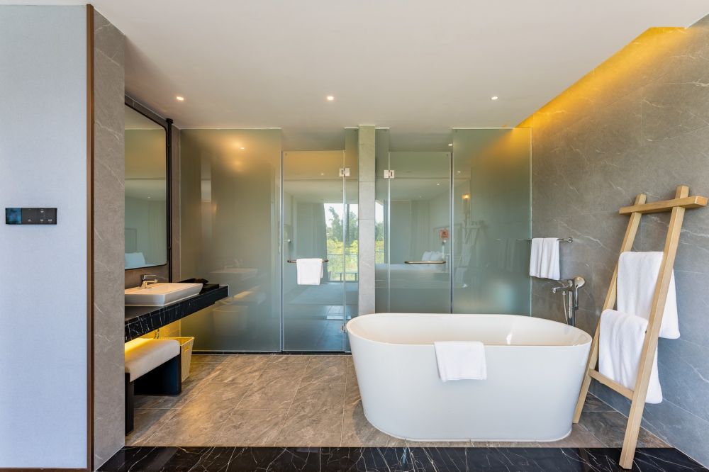 2 Bedroom Suite Penthouse, Holiday Inn Hainan Xiangshui Bay 5*