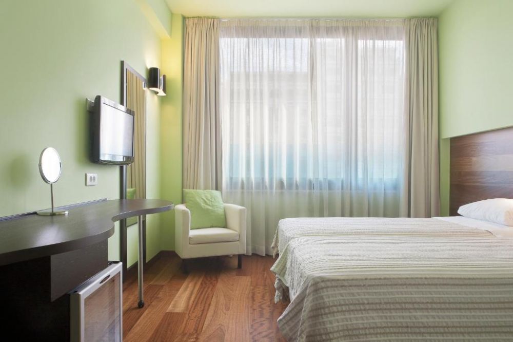 Standard Room, Athens Center Square Hotel 3*