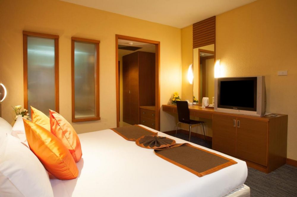 Executive Deluxe, Phuket Merlin Hotel 4*