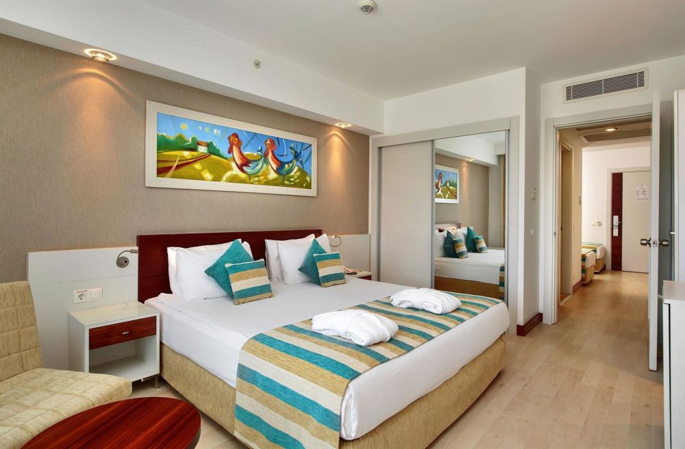 Family Room, Sunis Evren Beach 5*