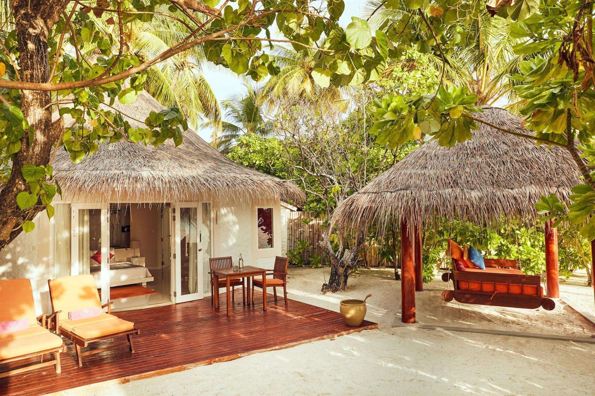 Deluxe Beach Villa, Sun Siyam Vilu Reef (ex. Sun Aqua Vilu Reef) 5*