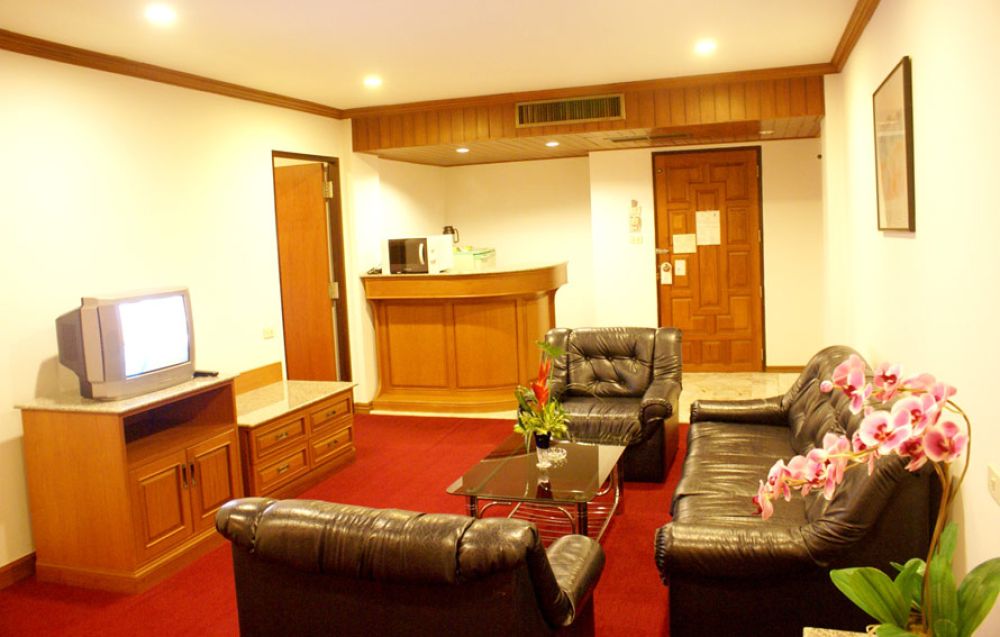 Suite 1-Bedroom, Royal Palace Hotel 3*