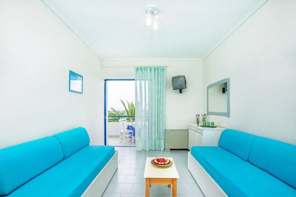 Family Room 1 Bedroom PV/SV, Xenios Port Marina 3*