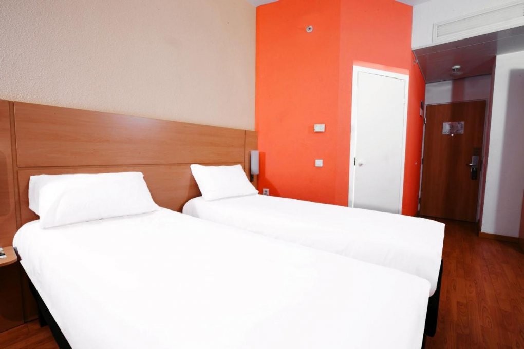 Стандарт, IBIS 3*