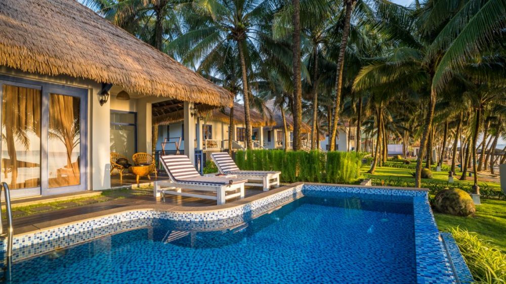 Beach Front Villa Private Pool, L’Azure Resort & Spa Phu Quoc 4*