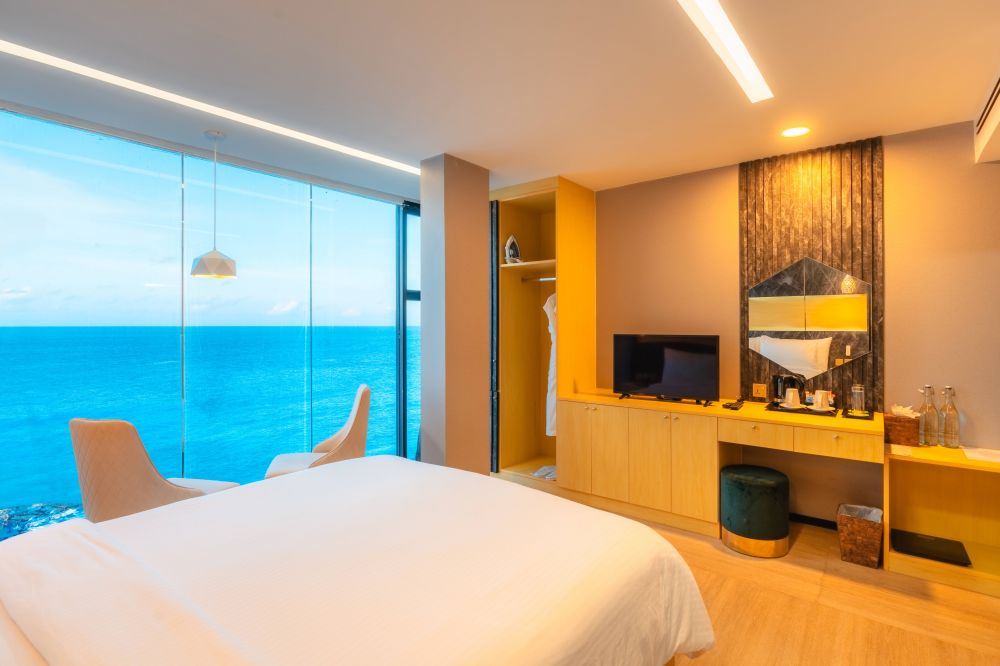Superior Sea View, Swarn by Hawks Hotels (ex. Clarks Exotica Kamadhoo Maldives) 4*