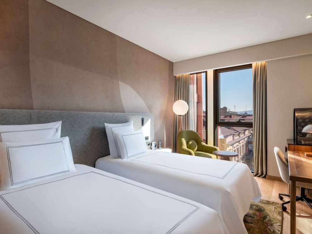 Standard, Swissotel Tbilisi 5*