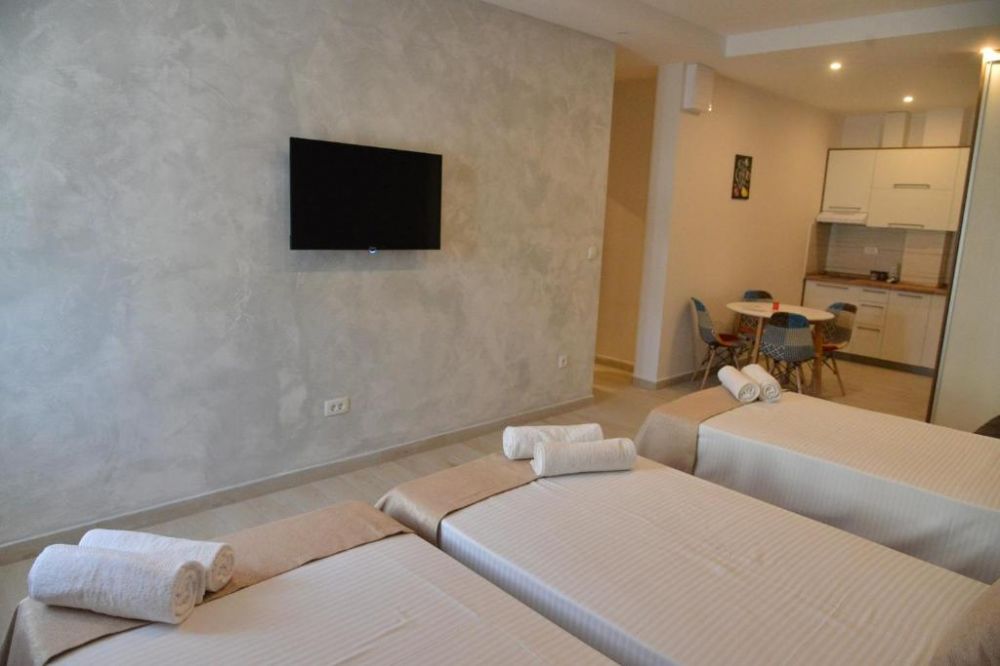 Triple apartment, Helada Apartment 3*