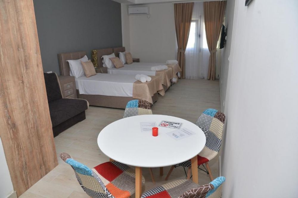 Triple apartment, Helada Apartment 3*