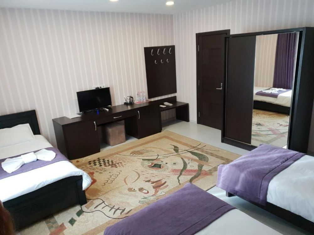 Standard Triple Room, Cherry Garden 3*