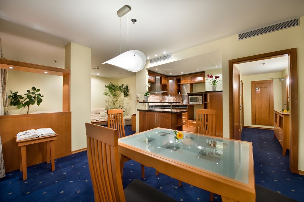 Executive Suite, Ramada Prague City Centre 4*