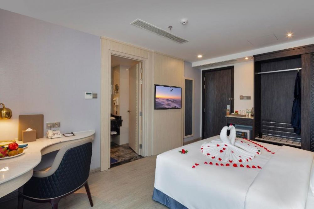 Junior Room with Balcony, Erica Nha Trang Hotel 4*