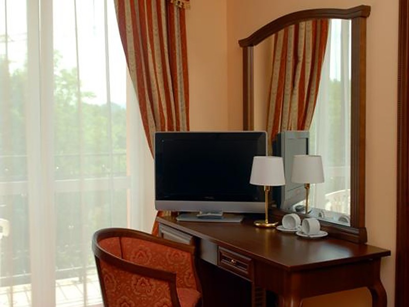 Executive suite, Royal Cezar 3*