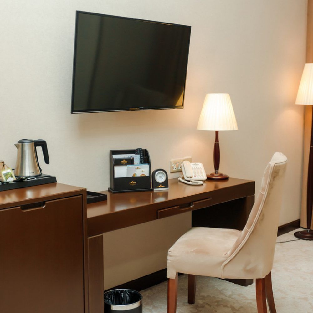 Deluxe Room, Qushbegi Plaza 3*