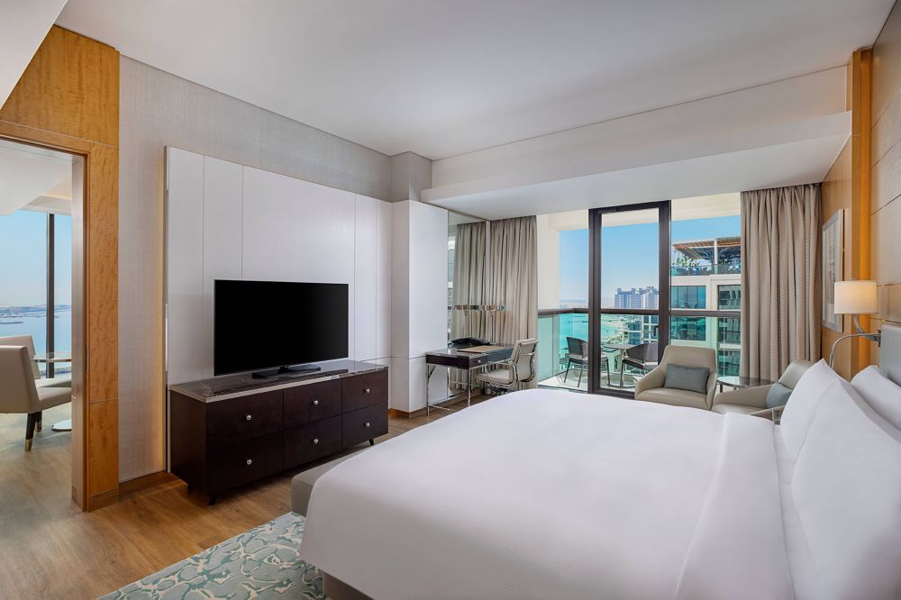 King One Bedroom Suite With Sea View-balcony, Hilton Dubai the Palm 4*