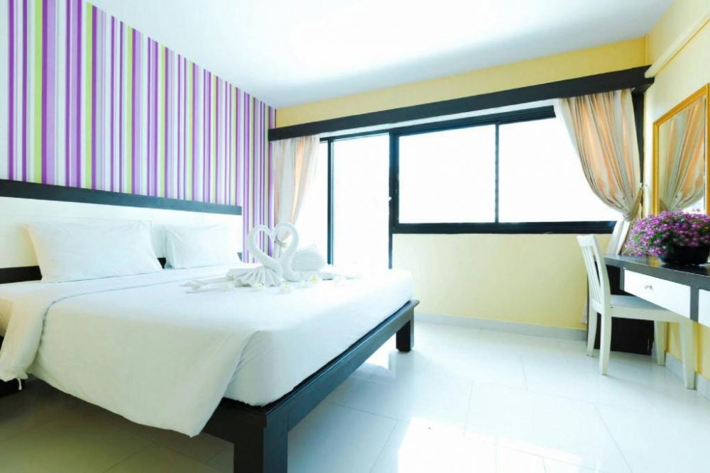 Studio, Neo Hotel 3*