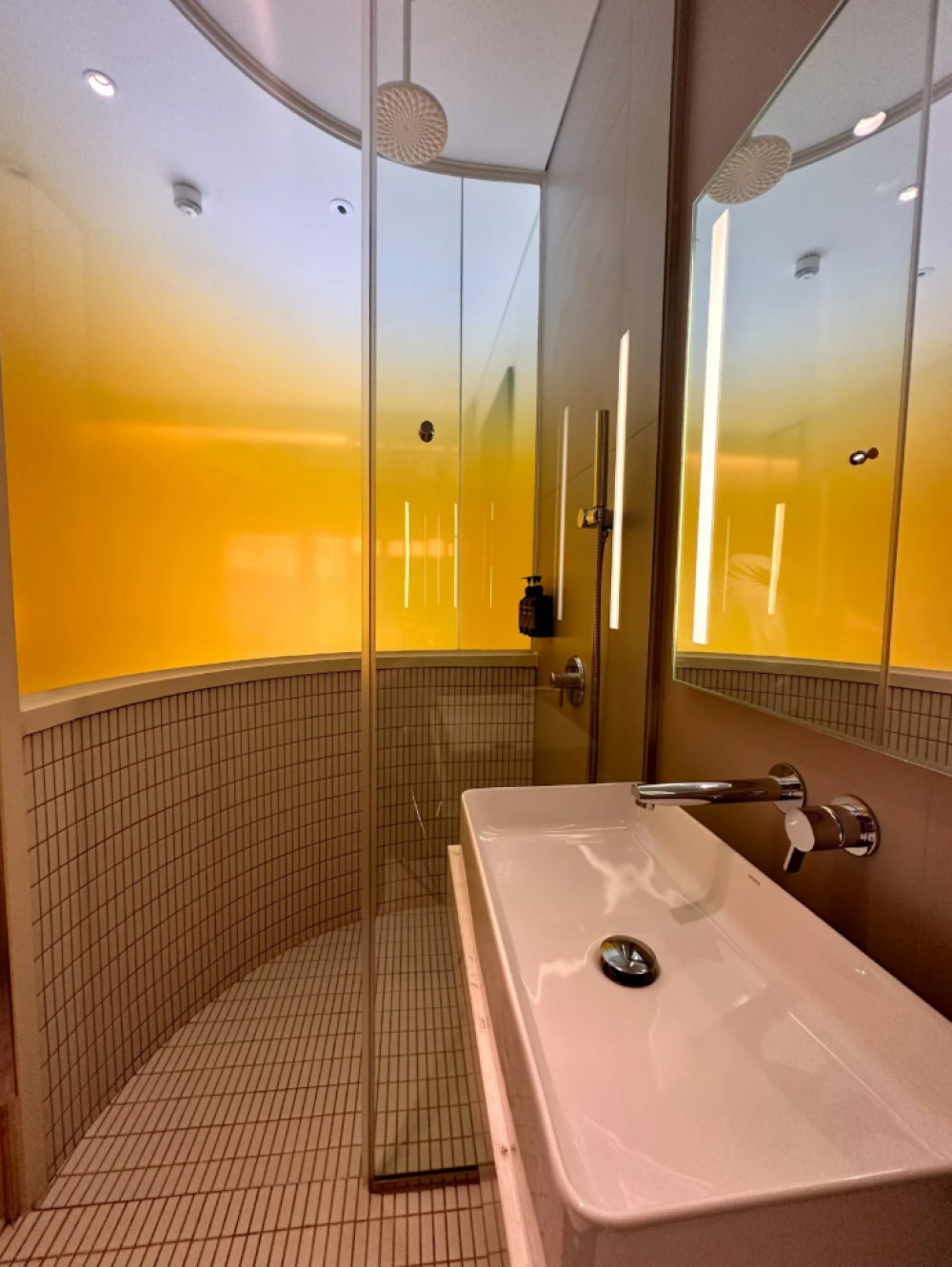 Wink Live 2 Bedroom, Wink Icon Hotel Danang Riverside 5*