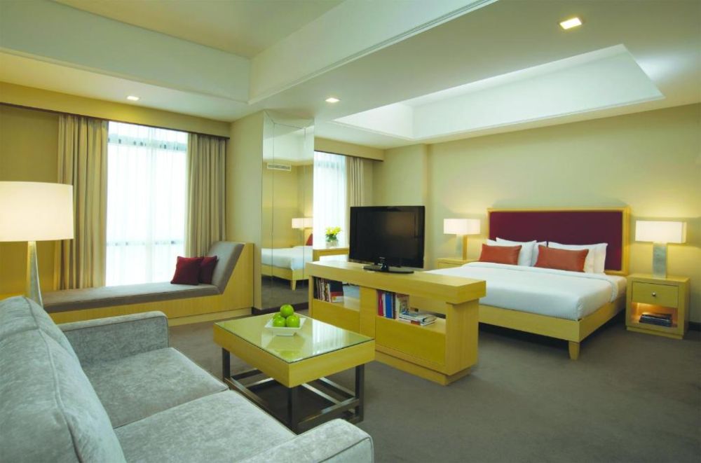 Premier Room, Berjaya Times Square Hotel 5*