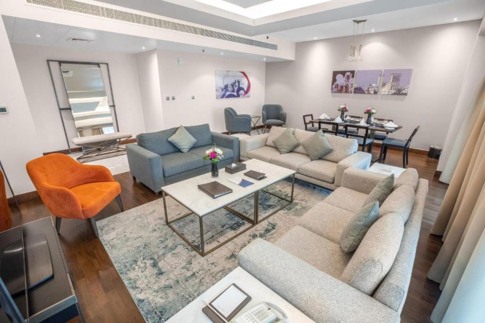 Deluxe 3-Bedroom Apart, City Premiere Hotel 