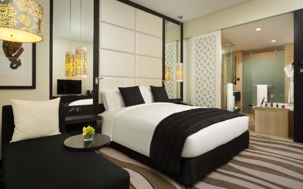 Superior Room, Sofitel Abu Dhabi Corniche 5*