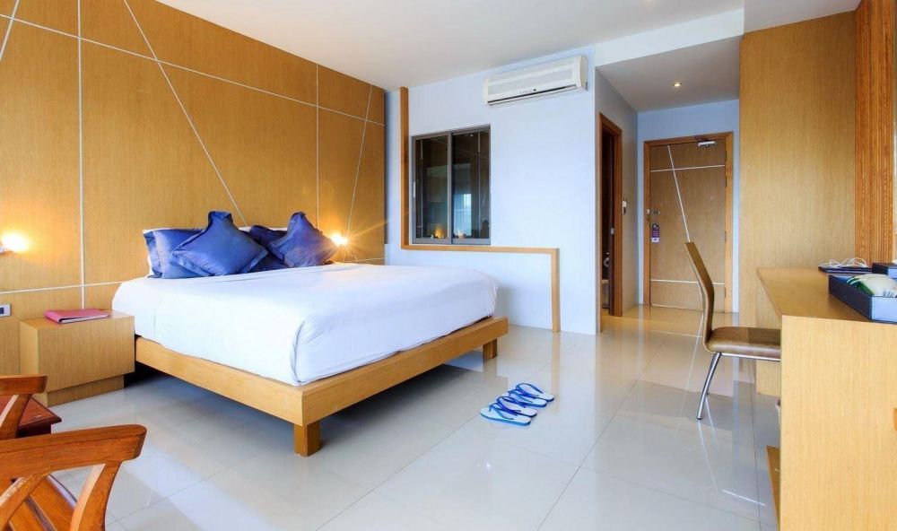 Deluxe Balcony Room, Chaweng Cove Beach Resort 3*