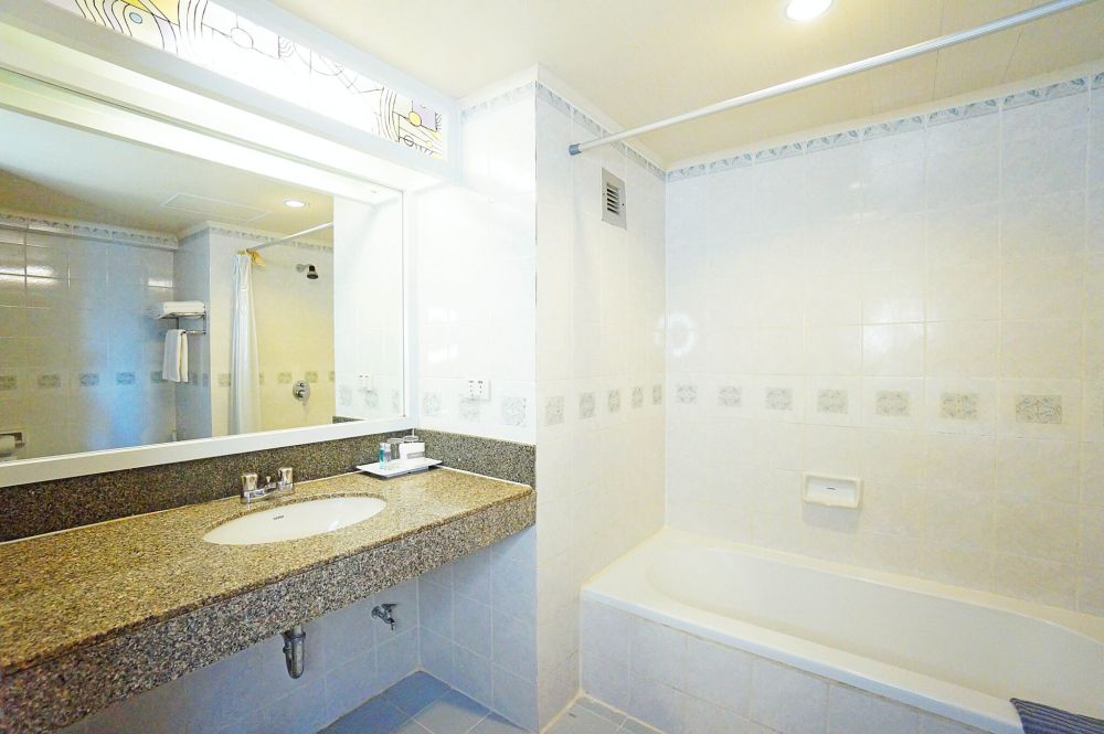 Deluxe, Pattaya Park Beach Resort 3*