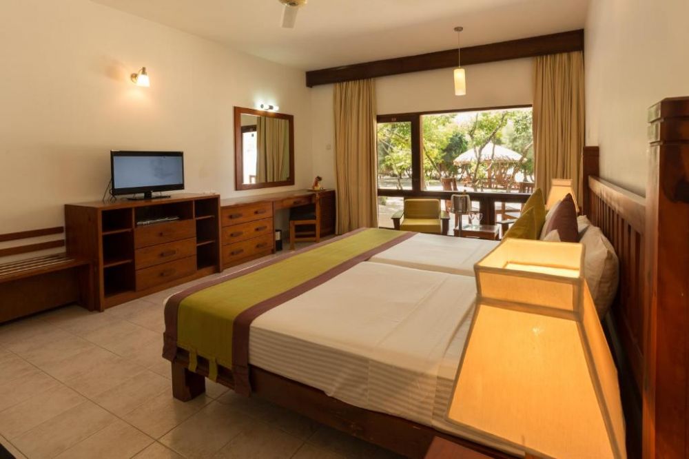 Deluxe Room, Nilaveli Beach Hotel 3*