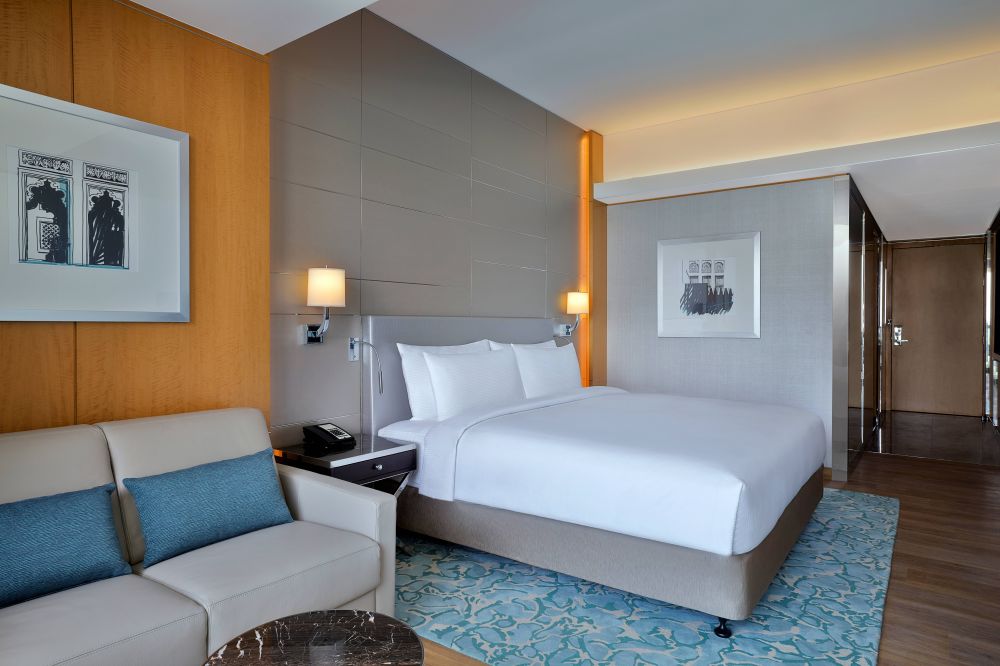 Two Double Beds/King Executive Room With Sea View And Balcony, Hilton Dubai the Palm 4*