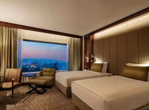 Deluxe Room, Conrad Istanbul Bosphorus 5*