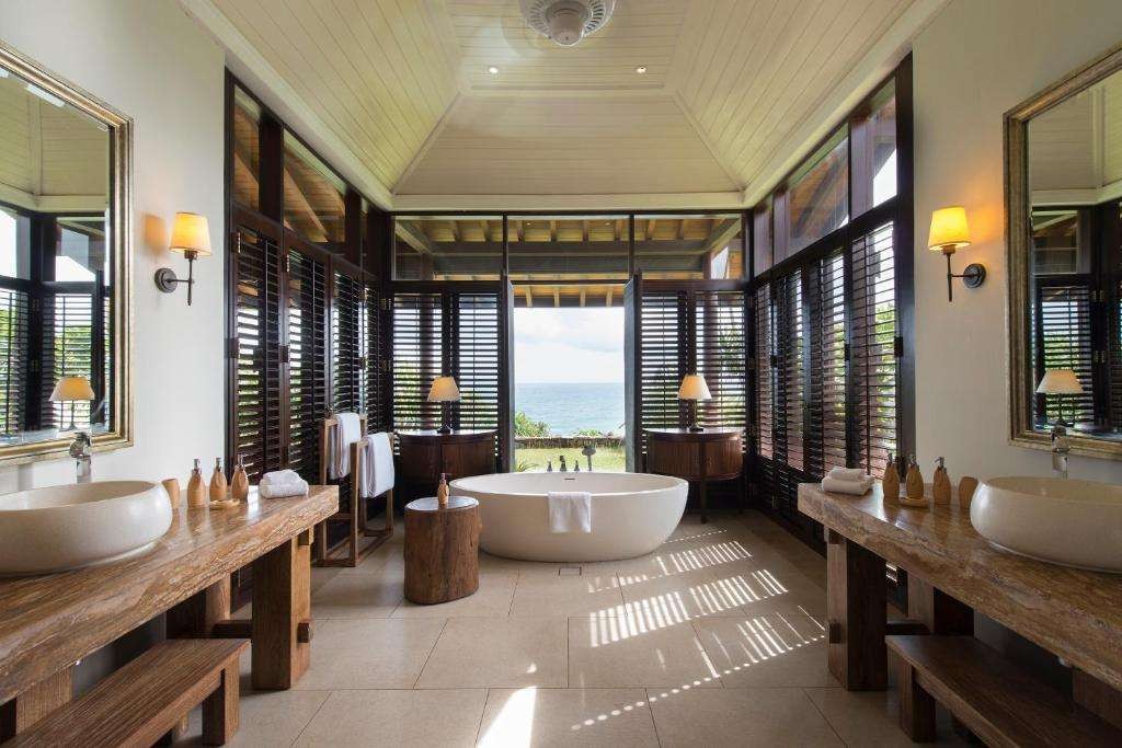 Grand Ocean Villa, Cape Weligama 5*