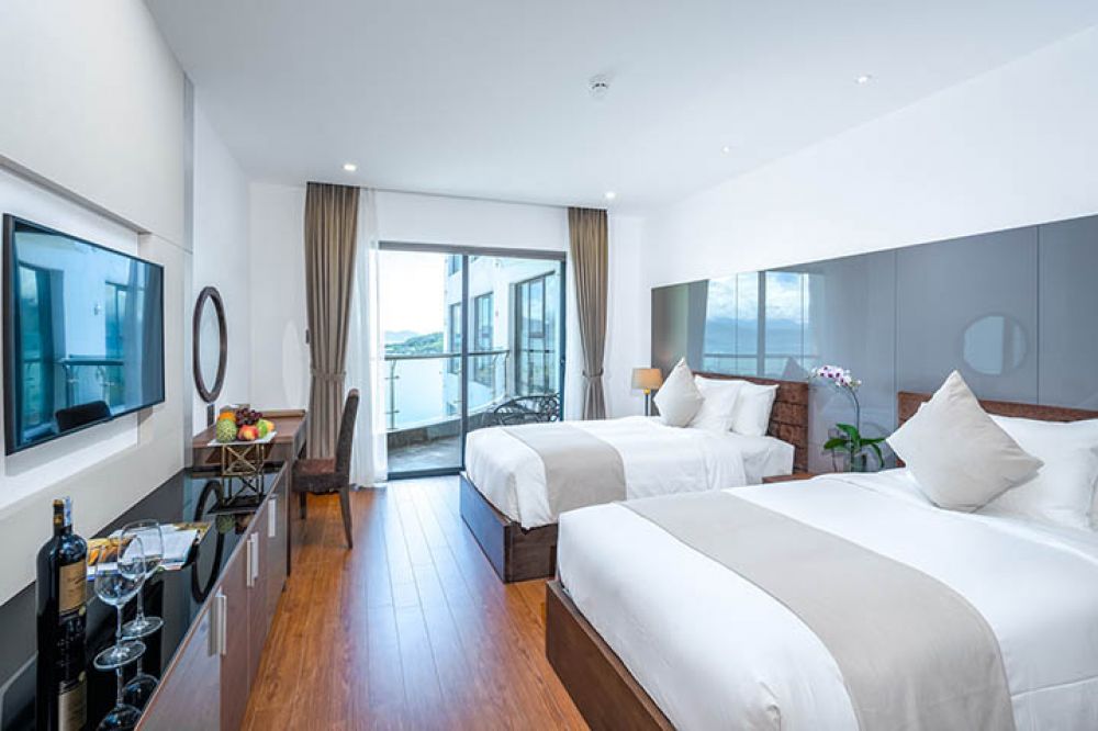 Deluxe Double/Twin with balcony, Alan Sea Hotel Danang 5*