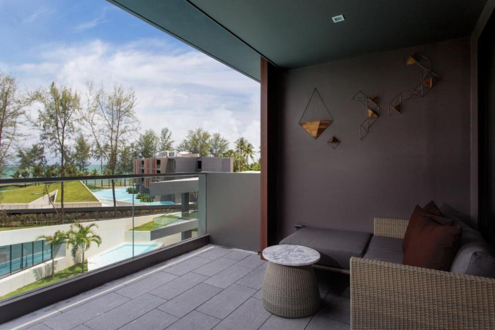 Deluxe Pool Side Room, La Vela Khao Lak 4*