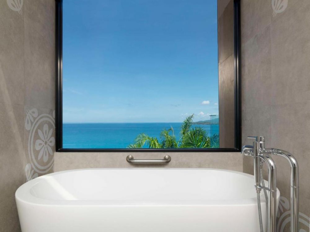 King Bed Hilltop Ocean View Suite, Hyatt Regency Phuket Resort 5*