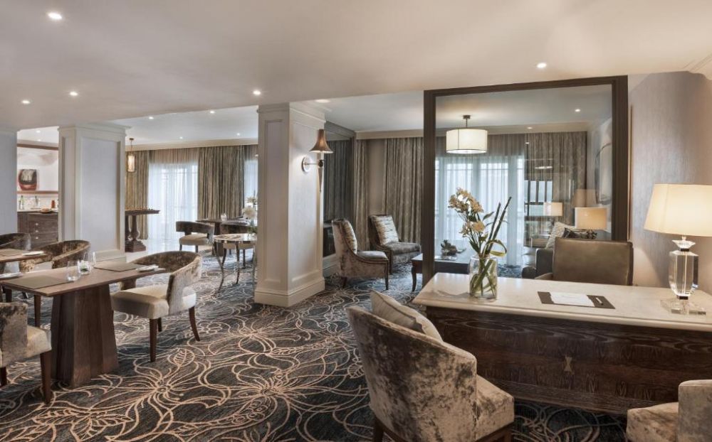 Executive Club Room, Labourdonnais Waterfront Hotel 5*