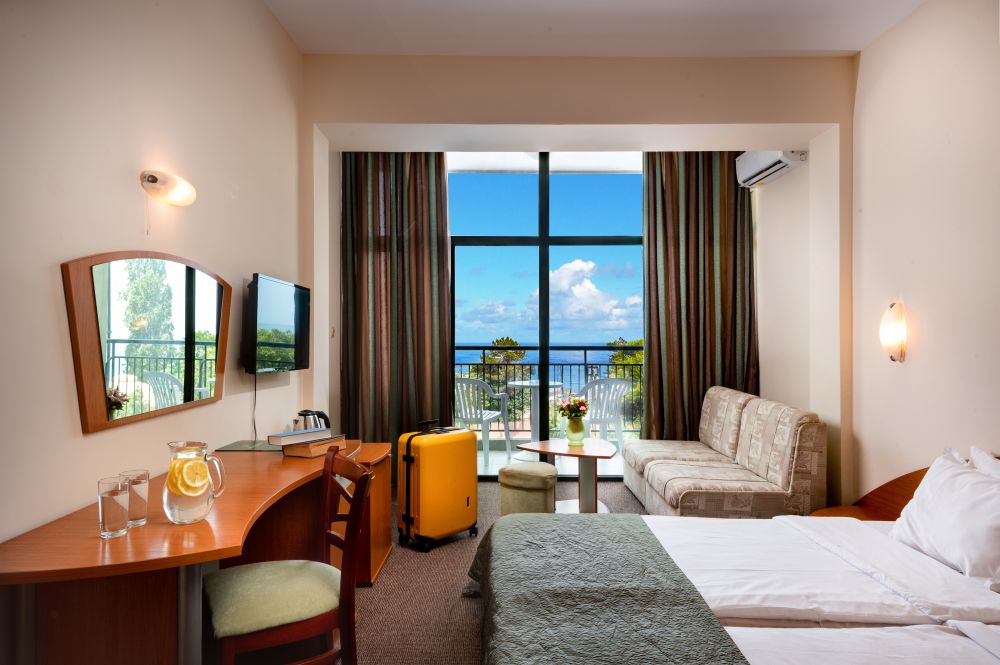 SEA VIEW, Palm Beach Golden Sands 4*