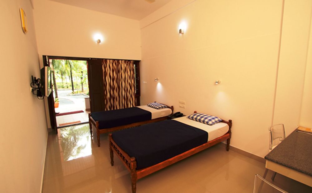 Economy Room A/C, Rajah Eco Beach 4*