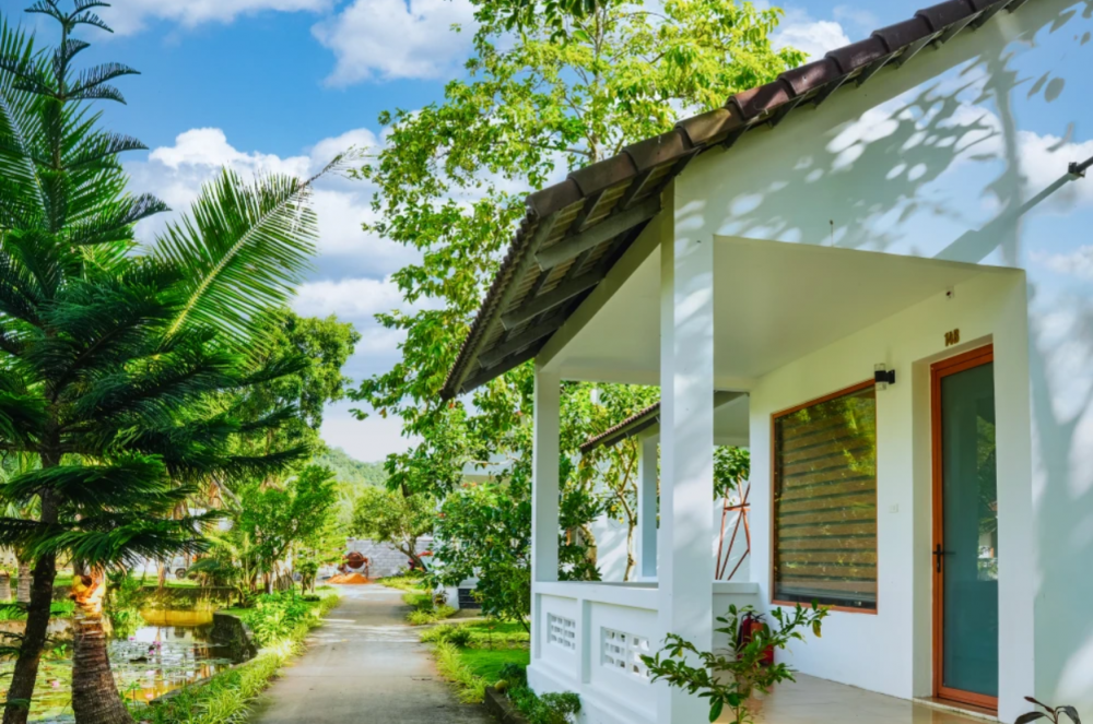 Flower Stream Bungalow, YNG Luxor Phu Quoc Resort 3*