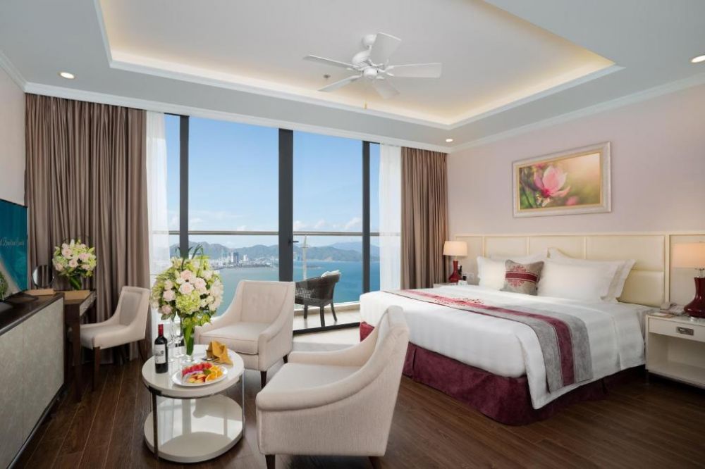 Studio City View/ Ocean View, Vinpearl Condotel Beachfront Nha Trang 5*