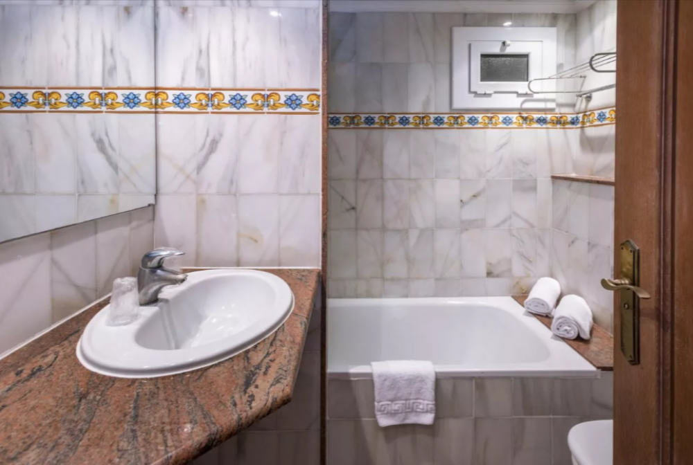 Standard Room, 4R Gran Europe 4*