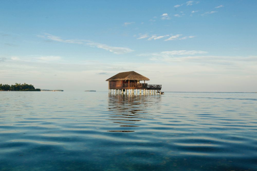 Lagoon Suite, Medhufushi Island Resort 4*