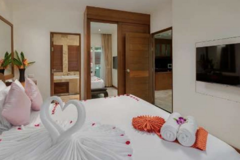 1 Bedroom Penthouse Suite With Jacuzzi Rooftop, Phunawa Resort 4*