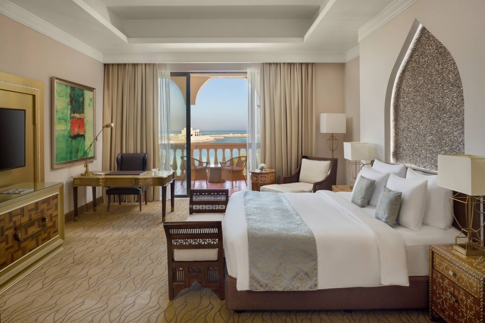 Grand Deluxe Suite, Marsa Malaz Kempinski, The Pearl Doha 5*