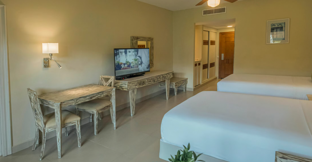 Connecting Family Room, Iberostar Dominicana 5*