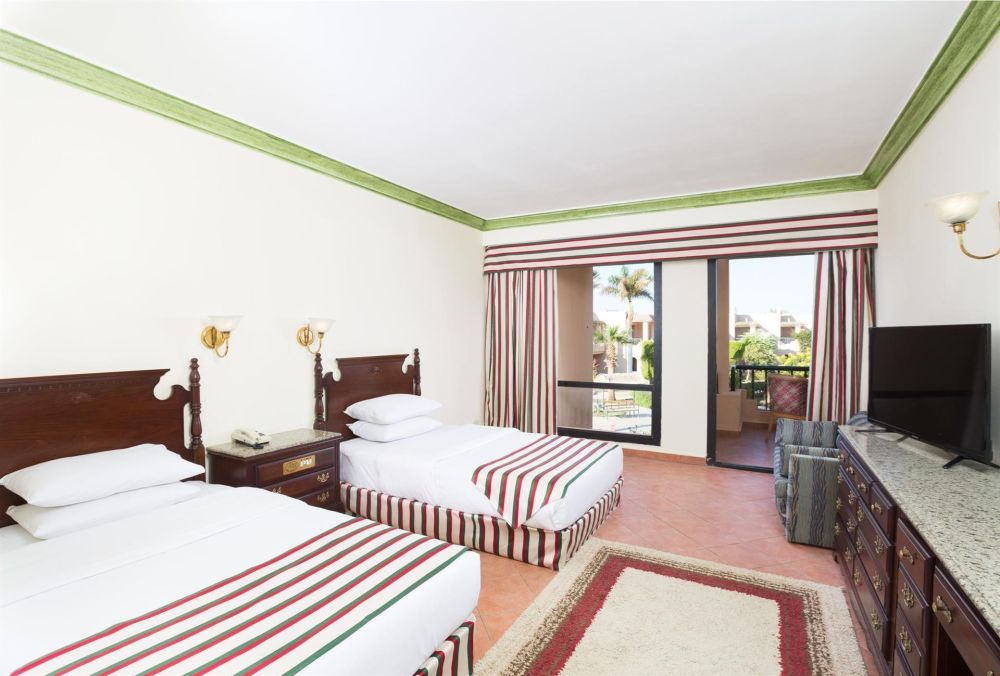 Family Connected, Ali Baba Palace & Aquapark 4*