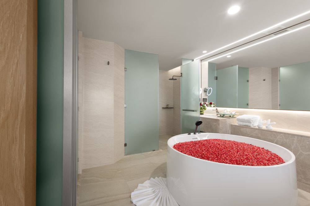 2 Bedrooms Regency Suite, Royal Cliff Grand Hotel 5*