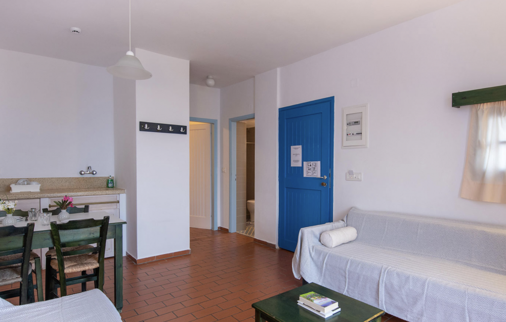 Economy Suite, Kirki Village 3*