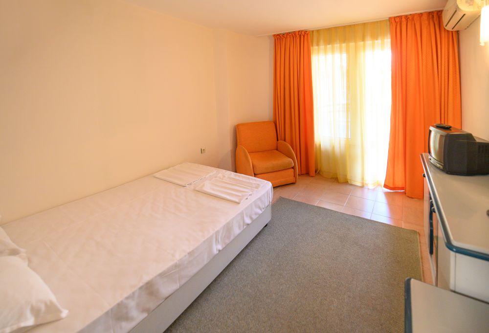 FAMILY ROOM, Iskar Hotel 3*