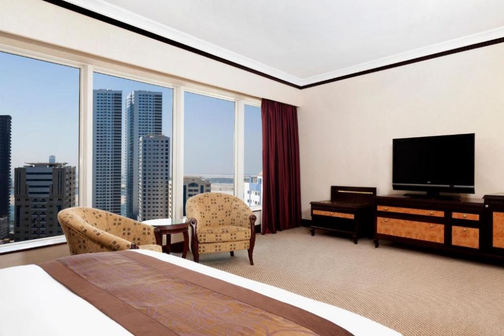 Executive Suite, Corniche Hotel Sharjah (ex. Hilton Sharjah) 5*