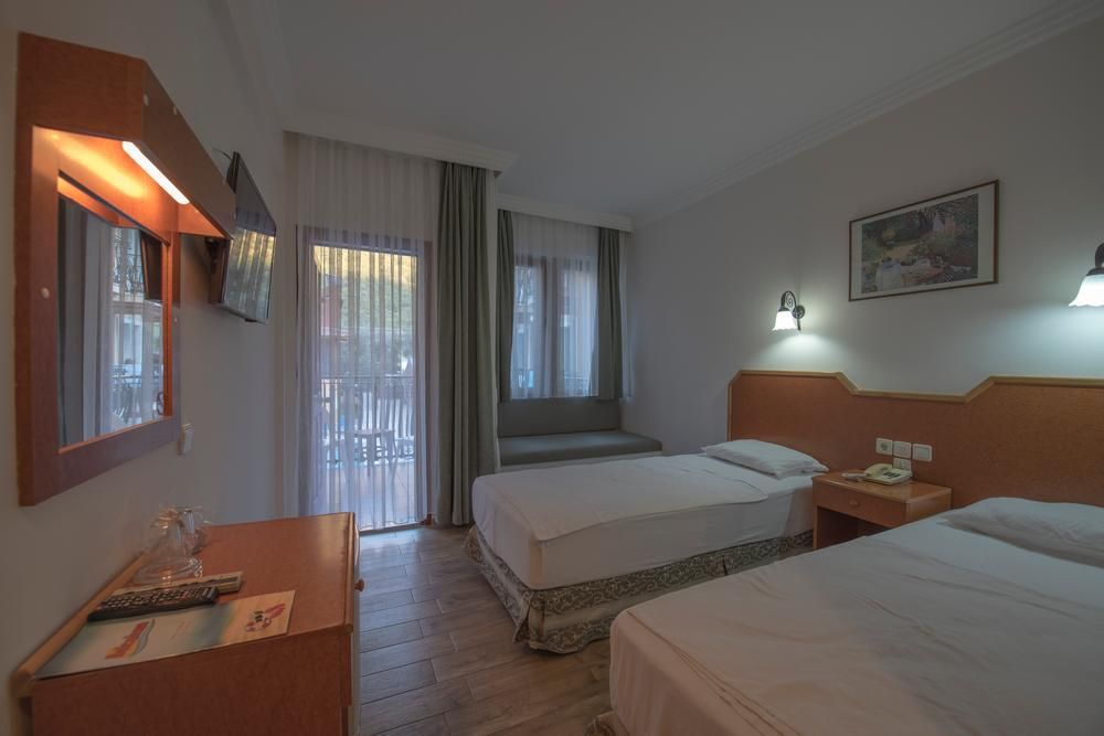 Standard Room, Belcehan Beach Hotel 4*